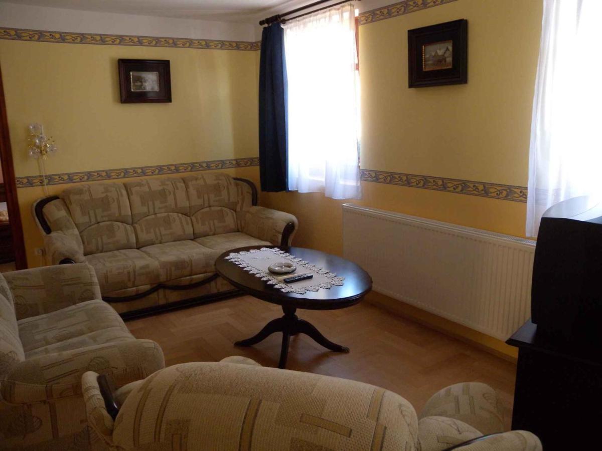 Apartment In Keszthely/Balaton 19011 Экстерьер фото